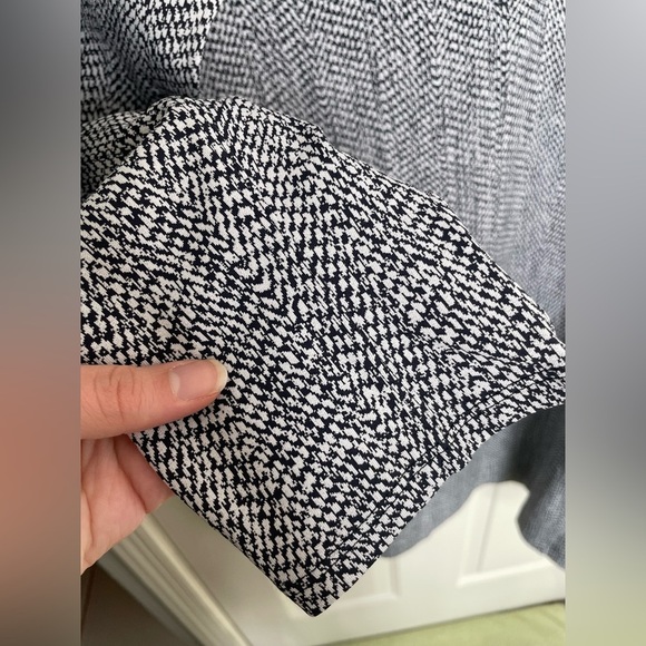 ATHLETA Delancey textured dress fully lined side pockets white and black  | 3X - Picture 7 of 11